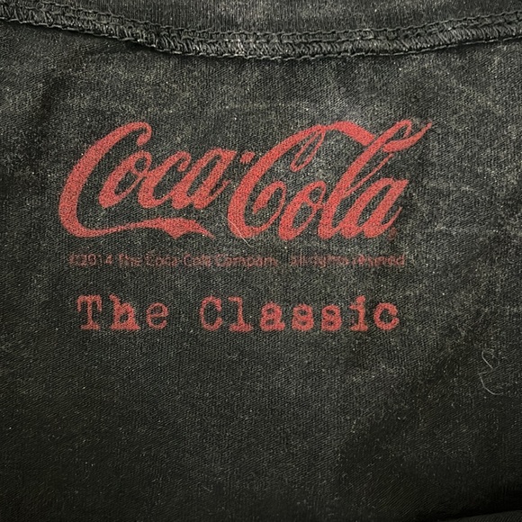 Coca-Cola Crop T-Shirt - Picture 4 of 6